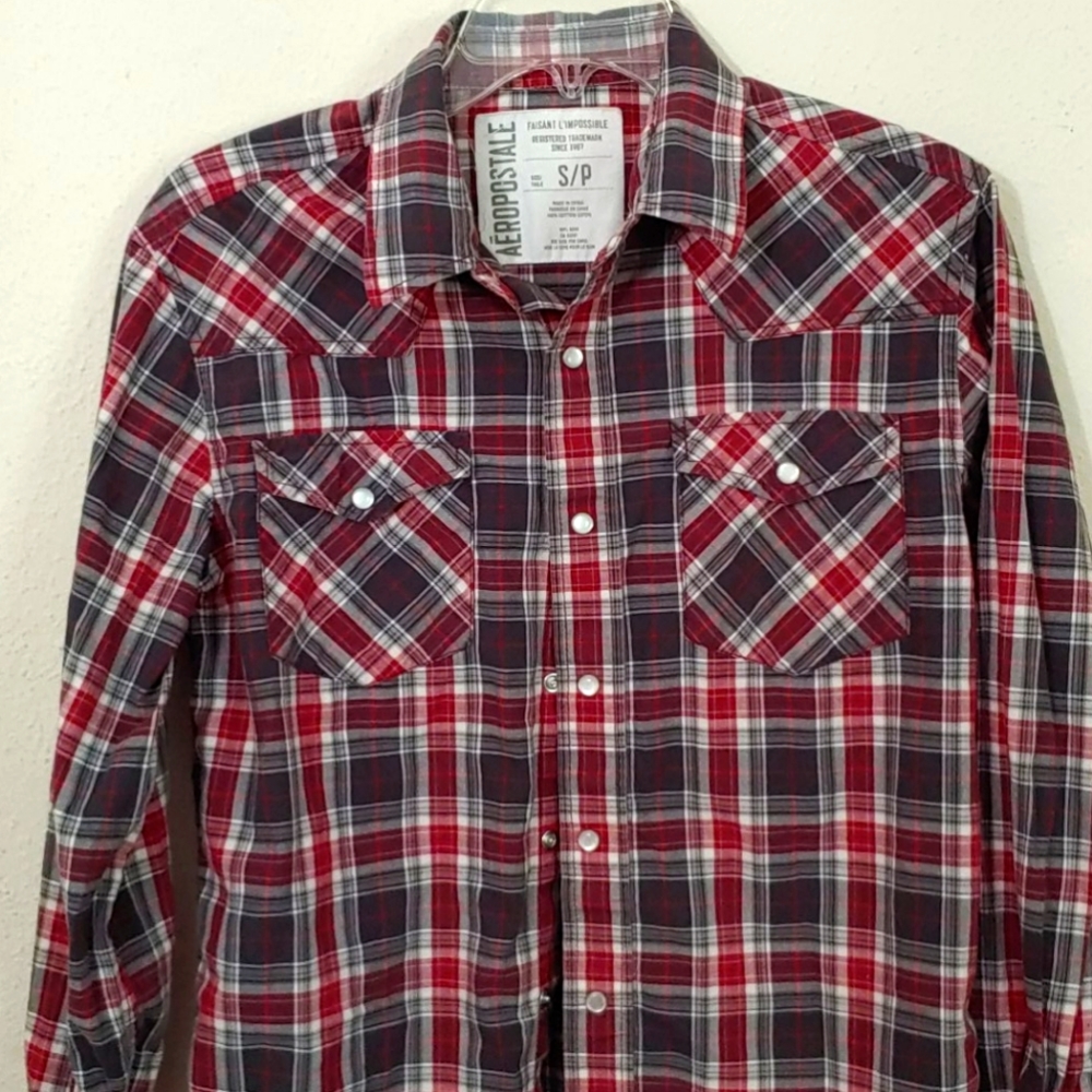 Aeropostale Men's Long Sleeve Plaid Button Down Shirt